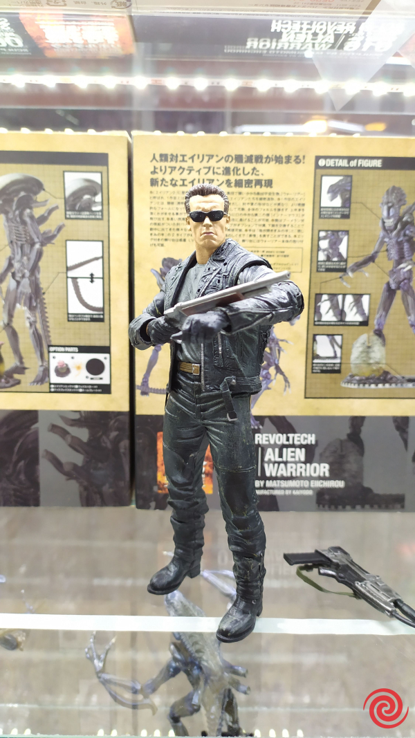 Figura Neca Serie 3 Terminator 2 Battle Across Time T-800 Loose